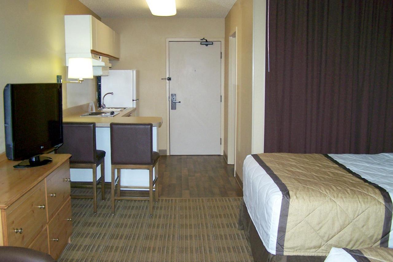 Extended Stay America Select Suites - Chicago - Lombard - Oakbrook Окбрук Террас Экстерьер фото