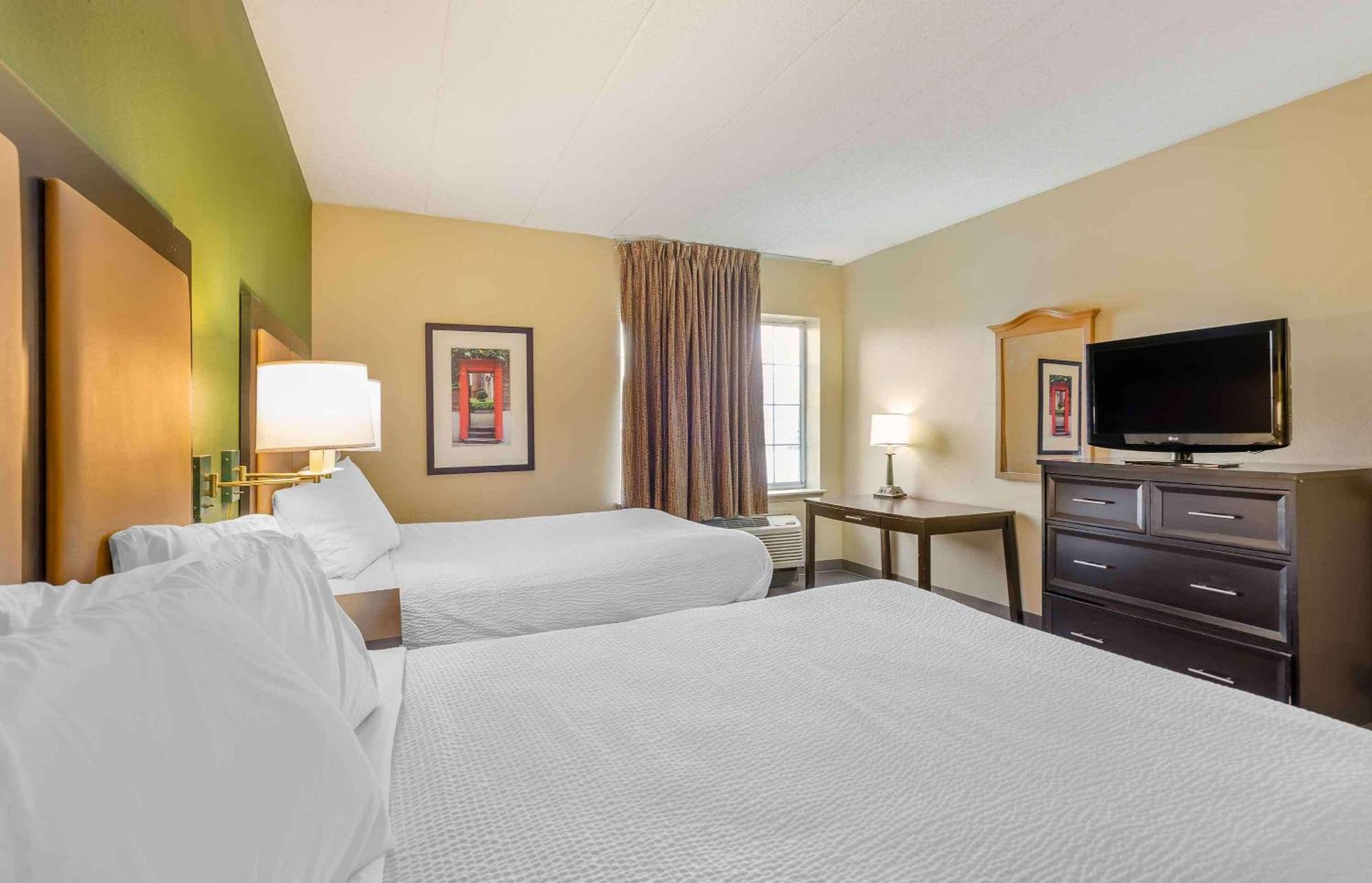 Extended Stay America Select Suites - Chicago - Lombard - Oakbrook Окбрук Террас Экстерьер фото