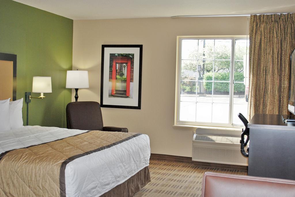 Extended Stay America Select Suites - Chicago - Lombard - Oakbrook Окбрук Террас Экстерьер фото