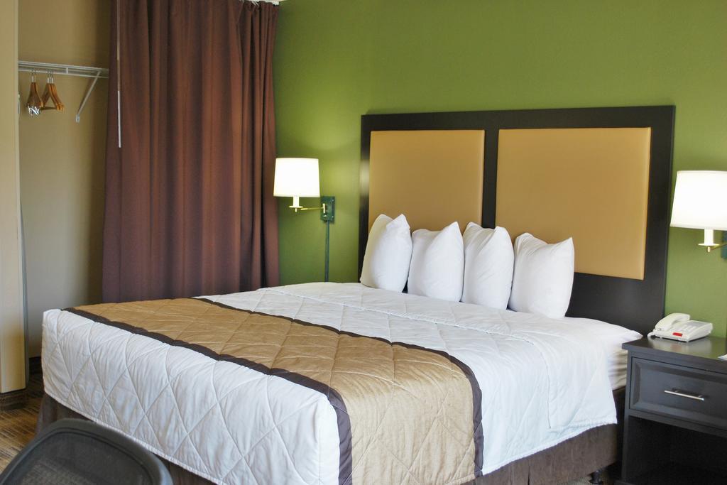 Extended Stay America Select Suites - Chicago - Lombard - Oakbrook Окбрук Террас Экстерьер фото